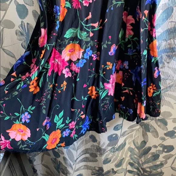 Floral printed dress - Picture 3 of 6